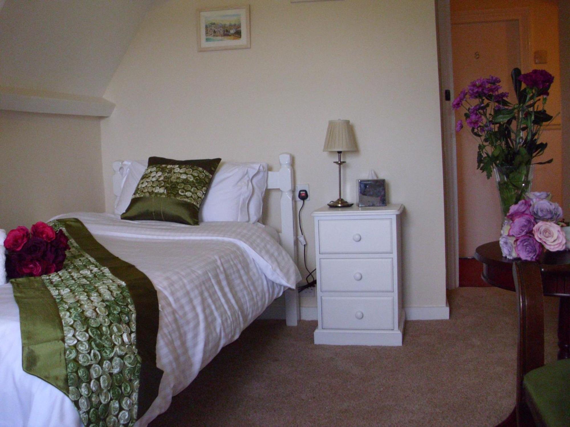 Estoril Bed & Breakfast Penzance Exterior photo