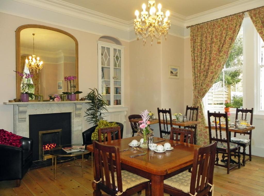 Estoril Bed & Breakfast Penzance Exterior photo