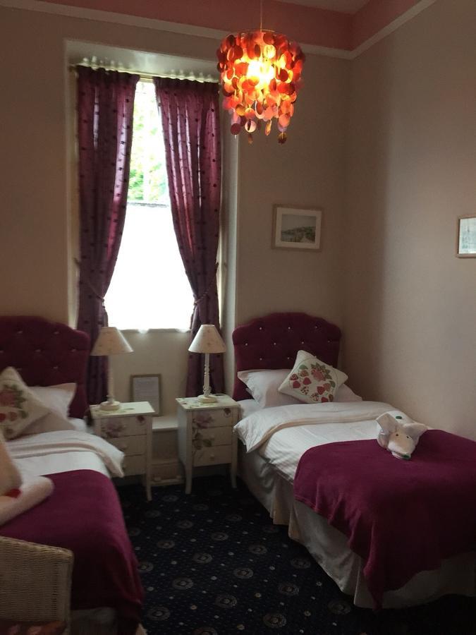 Estoril Bed & Breakfast Penzance Exterior photo